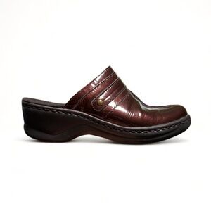 Clarks Bendable's Mules